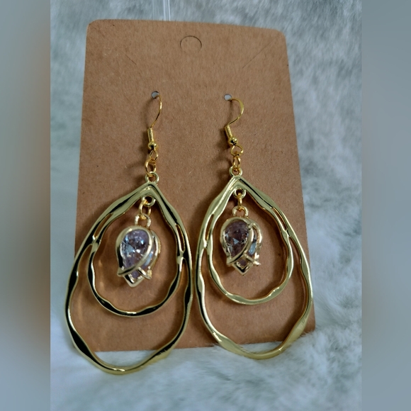 Gold Water Drop With. Clear Zirconia Tulip shape Pendant - Picture 2 of 7